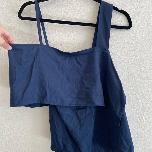 SHAINA MOTE one shoulder crisscross back sleeveless top in Navy - Picture 4 of 6